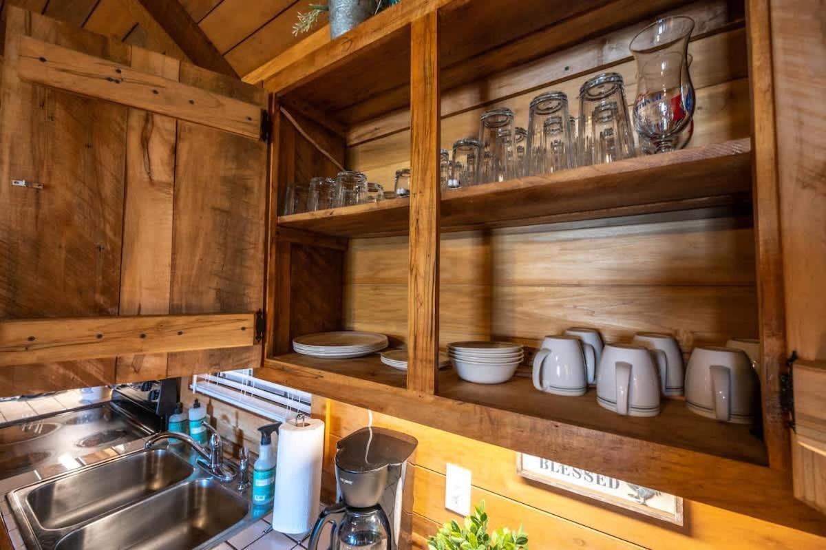 Beautiful View! Log Cabin,Fireplace,Hot Tub,Arcade,Pool,Fishing Sevierville Exteriér fotografie